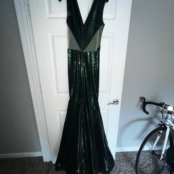 Emerald sequin Jovani formal/pageant/prom dress - Picture 4 of 9